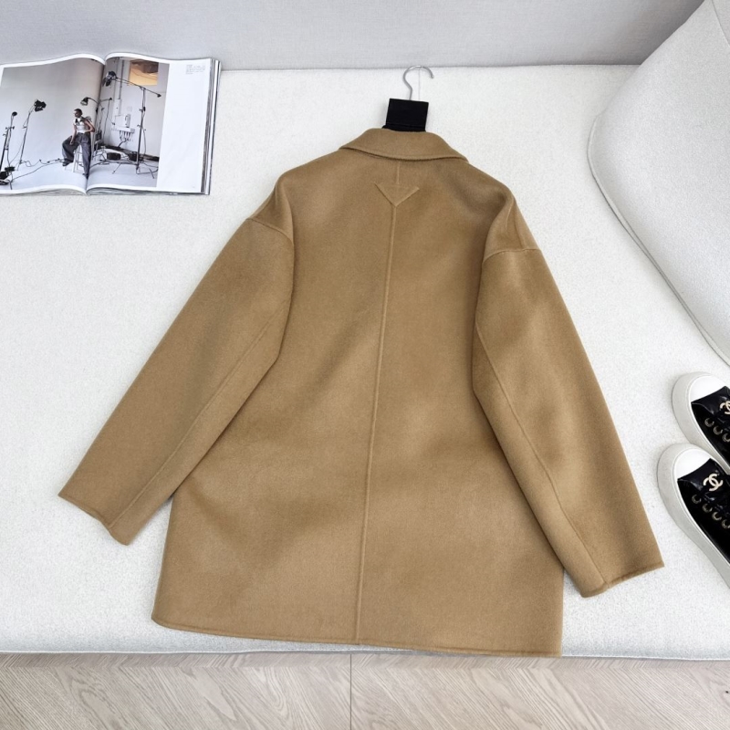 Pra*a outwear